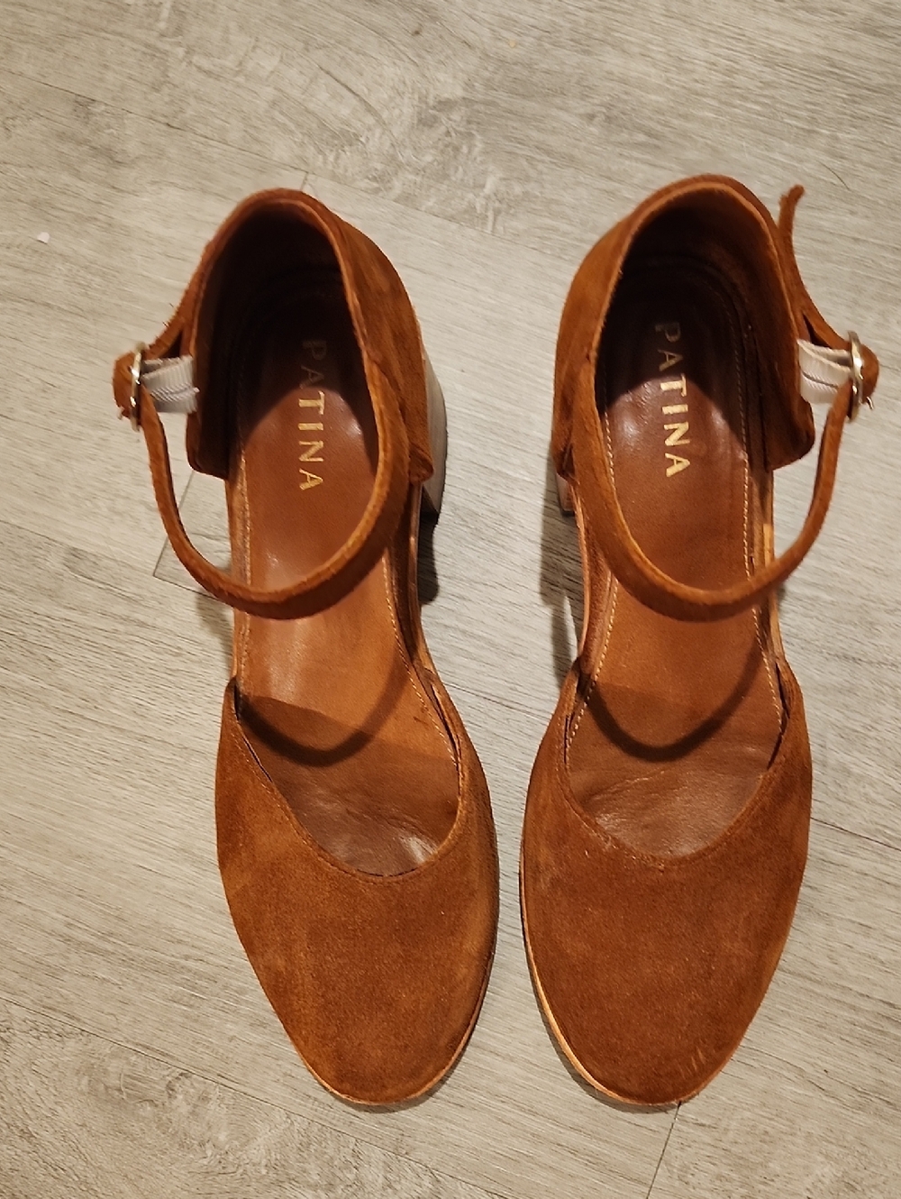 Portland Leather Goods Light Brown/Tan Suede Mary Jane Block Heel 8.5
